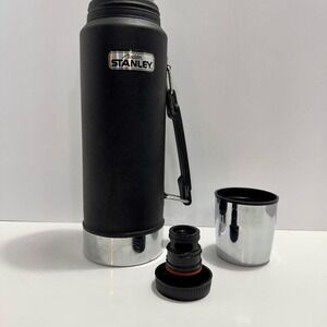 Vintage 1990s Aladdin Stanley Vacuum Bottle 1 Quart Black USA